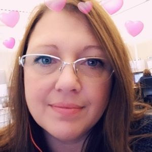 Meet your Posher, Yvette